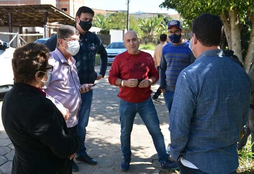 PRESIDENTE DA CÂMARA E VEREADORES ACOMPANHARAM VISITA TÉCNICA AO CÓRREGO SANTA CATARINA. 