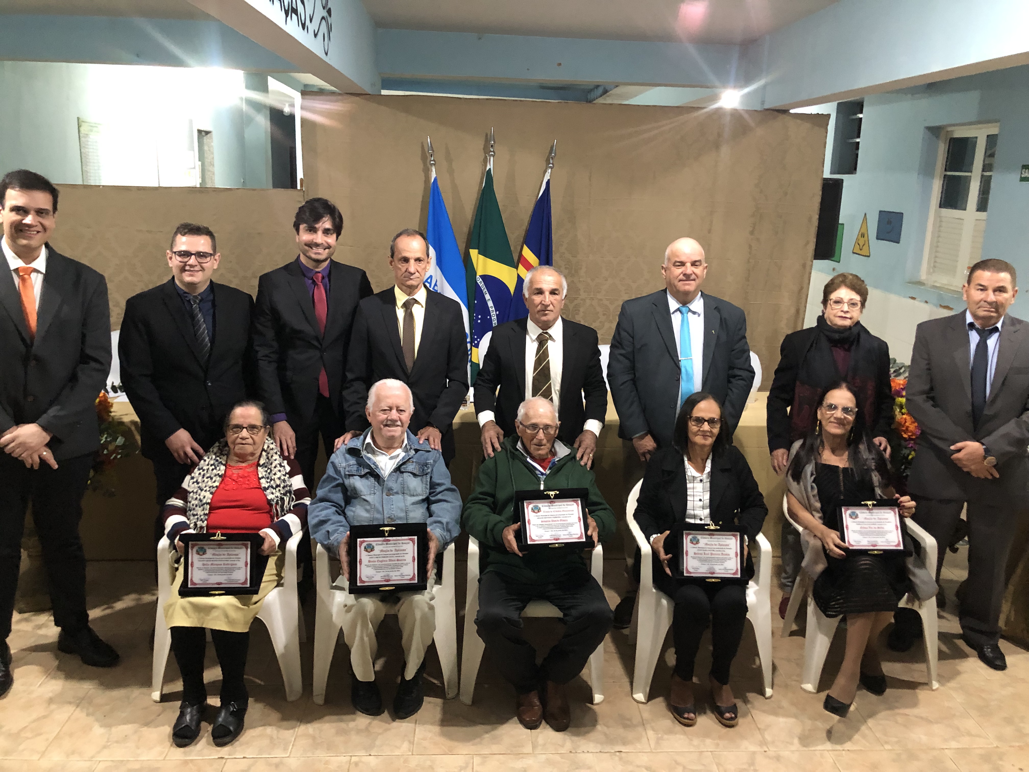 CÂMARA REALIZA REUNIÃO SOLENE ITINERANTE NO DISTRITO DE SÃO PEDRO DE RATES.